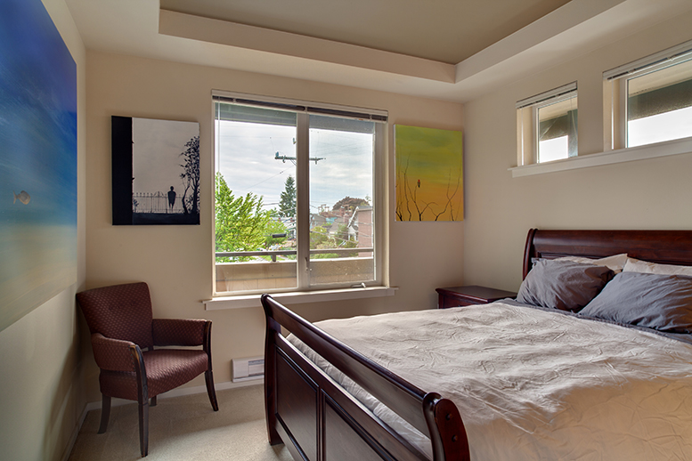 greenwood condo bedroom